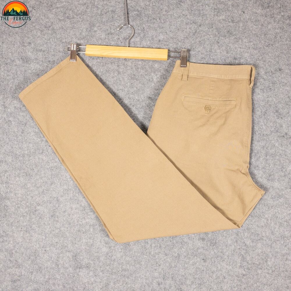 True Classic Chino Pants Tan Cotton Blend Flat Front Straight Leg Men's Sz 33x32